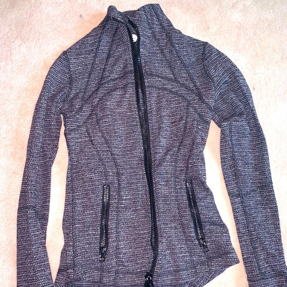 Lululemon Women’s Jacket Size 2